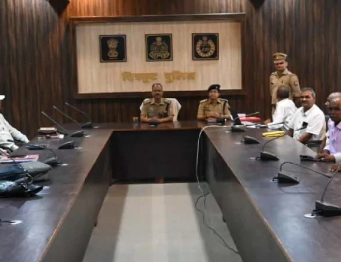 पुलिस पेंशनरों की एसपी ने सुनी समस्याएं
