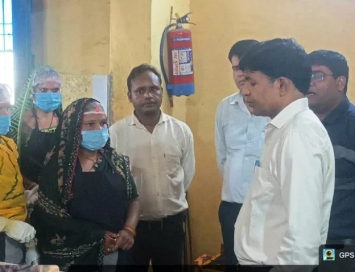 सीडीओ ने सर्वोदय विद्यालय का किया निरीक्षण