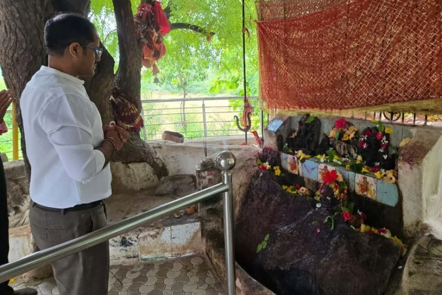 वंदन योजना के विकास कार्यों का डीएम ने लिया जायजा