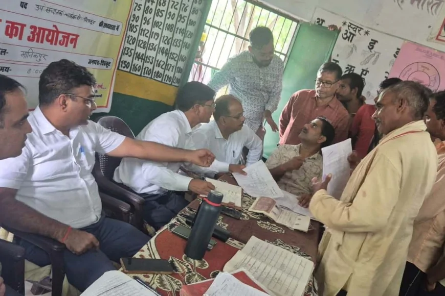 चकबन्दी ग्राम चौपाल में 26 शिकायतों का निस्तारण