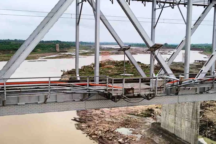 बांदा में केन नदी का जलस्तर घटा, यमुना में बढ़ोतरी जारी, बाढ़ का खतरा फिलहाल नहीं