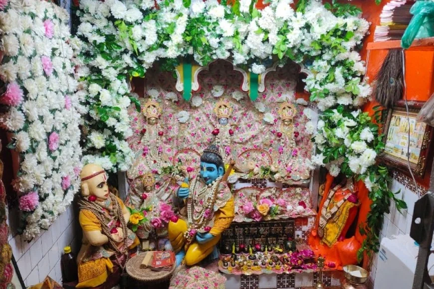रामघाट स्थित तुलसी गुफा में धूमधाम से मनाई गई गोस्वामी तुलसीदास की जयंती