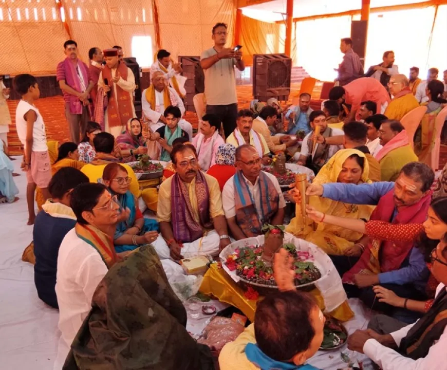 रामायण मेला परिसर में हुआ श्री कामङ पार्थिव हिंग महाभिषेक