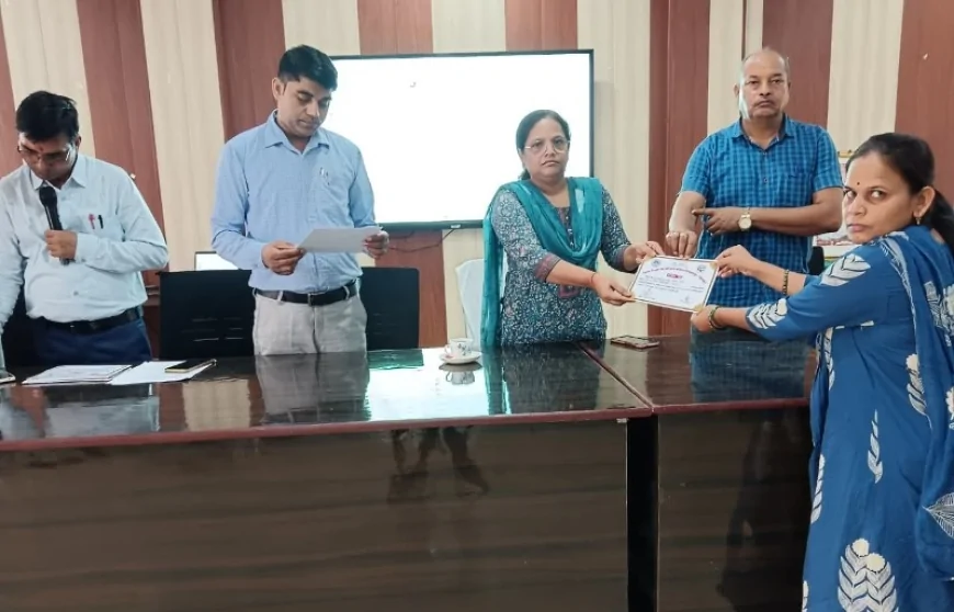 माध्यमिक शिक्षकों के प्रज्ञा प्रवाह प्रशिक्षण का हुआ समापन
