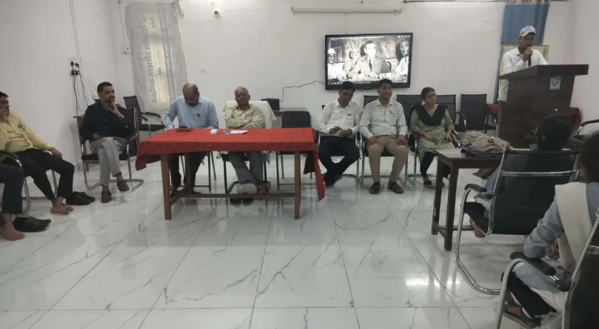 भावी पीढ़ी को इतिहास से सीख लेने को किया गया प्रेरित