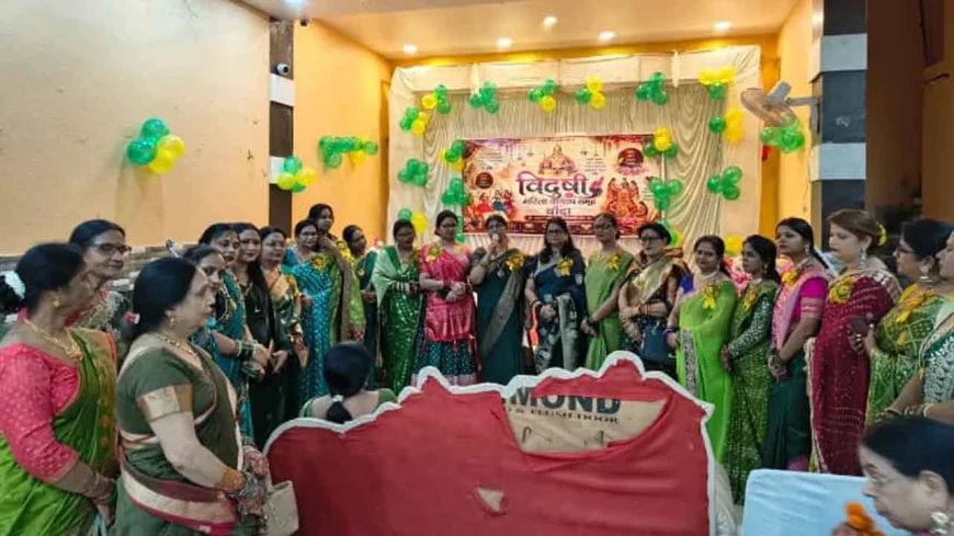 हरियाली तीज पर सजी सावन की महफिल, विदुषि महिला कायस्थ समूह ने मनाई सांस्कृतिक संध्या