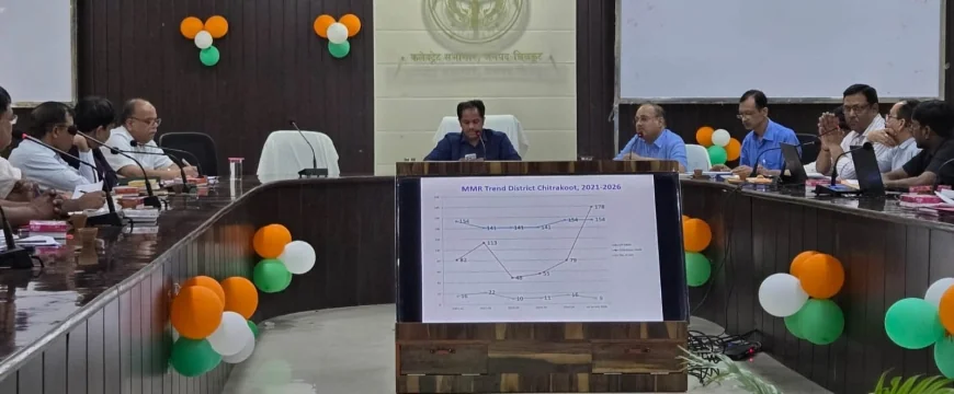 कॉल सेंटर बनाकर गर्भवती महिलाओं को दिया जाए परामर्श : डीएम