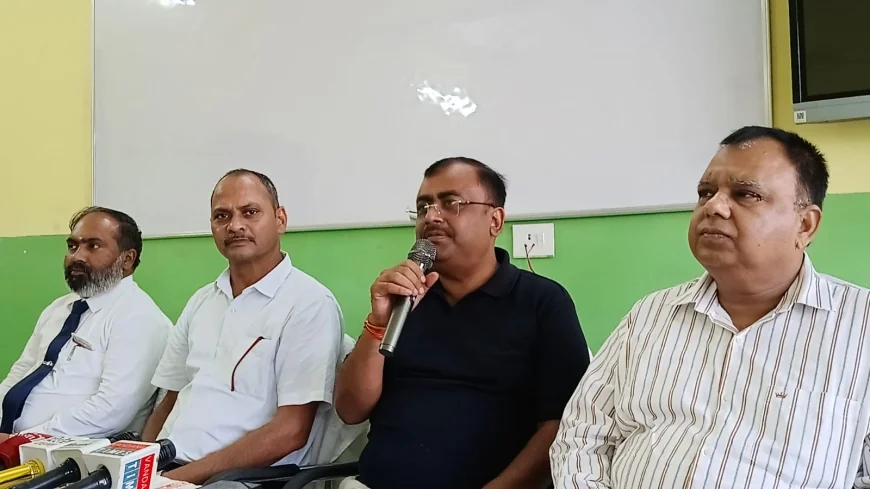 फतेहपुर : बुंदेलखंड के निजी विद्यालयों की आवाज बनेगा बुंदेलखंड अनऐडेड स्कूल एसोसिएशन