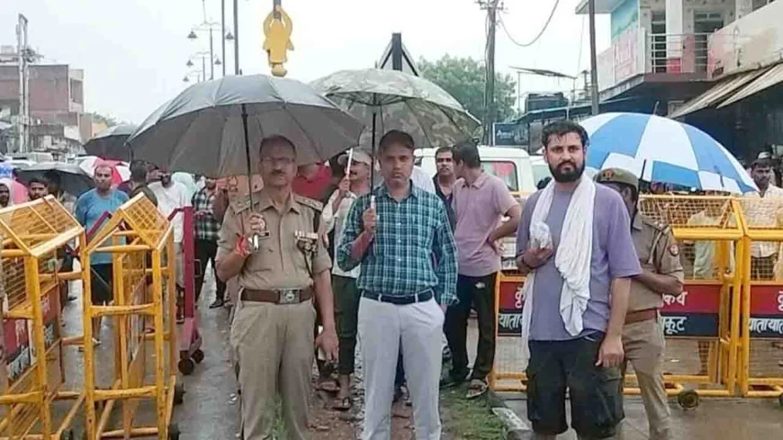 बाढ़ से बचाव एवं सुरक्षा इंतजामों का लिया जायजा