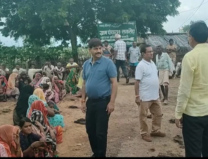 सेवा भारती ने बाढ़ पीड़ितों को बांटी राहत सामग्री
