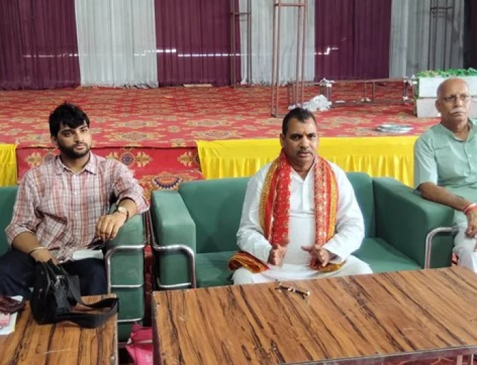 धूमधाम से निकलेगी 22 सितम्बर को जलविहार शोभायात्रा : ज्योतिषाचार्य