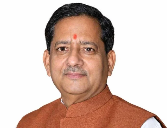 झांसी स्नातक सीट : माटी से जुड़े जुझारू नेता अशोक कुमार राठौर पर भाजपा ने जताया भरोसा
