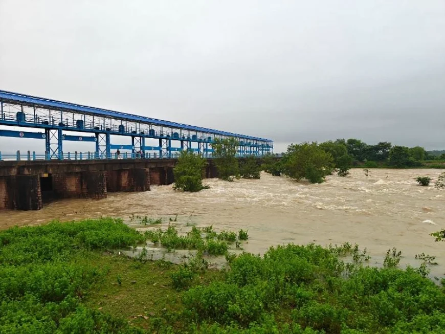 रसिन डैम के चारों गेट खोले गए, बाणगंगा-बागेन नदी में बढ़ सकता है जलस्तर
