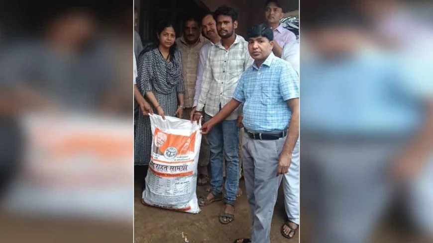 चौरा गांव में 30 व्यक्तियों को वितरित की गई राहत राशन किट