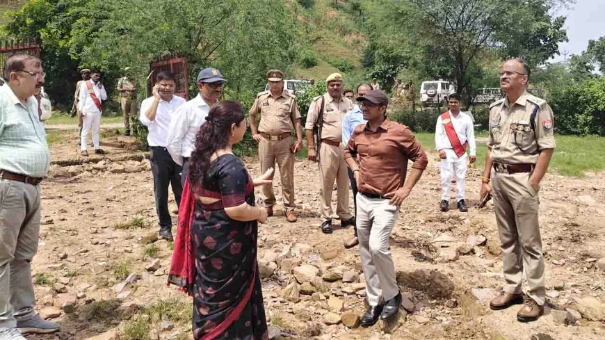 डीएम-एसपी ने भदई अमावस्या मेले की व्यवस्थाओं का लिया जायजा