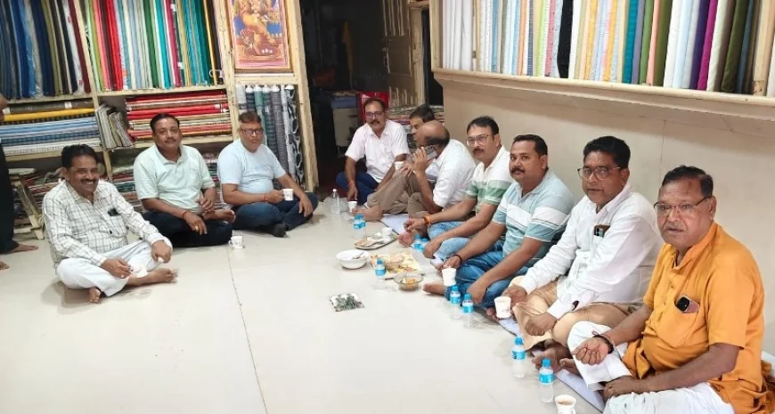 यूपीआई भुगतान को लेकर व्यापारियों ने की बैठक