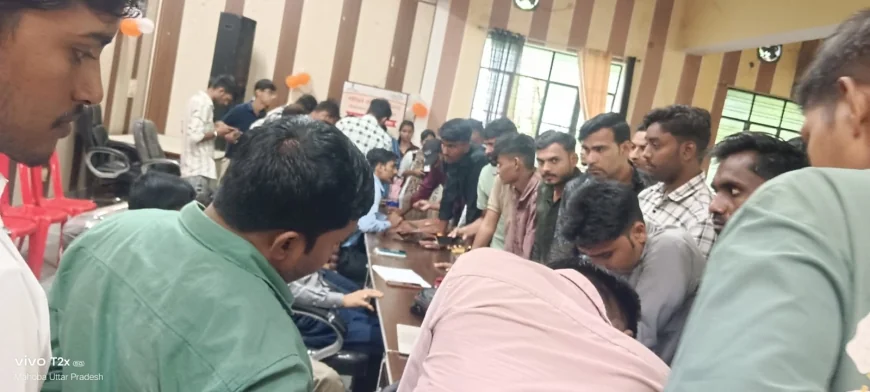 महोबा में रोजगार मेले में उमड़ी युवाओं की भीड़, 263 अभ्यर्थियों को मिला नौकरी का मौका