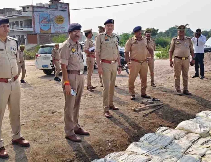 मूर्ति विसर्जन के दौरान सतर्क और मुस्तैद रहे पुलिसकर्मी : एडीजी