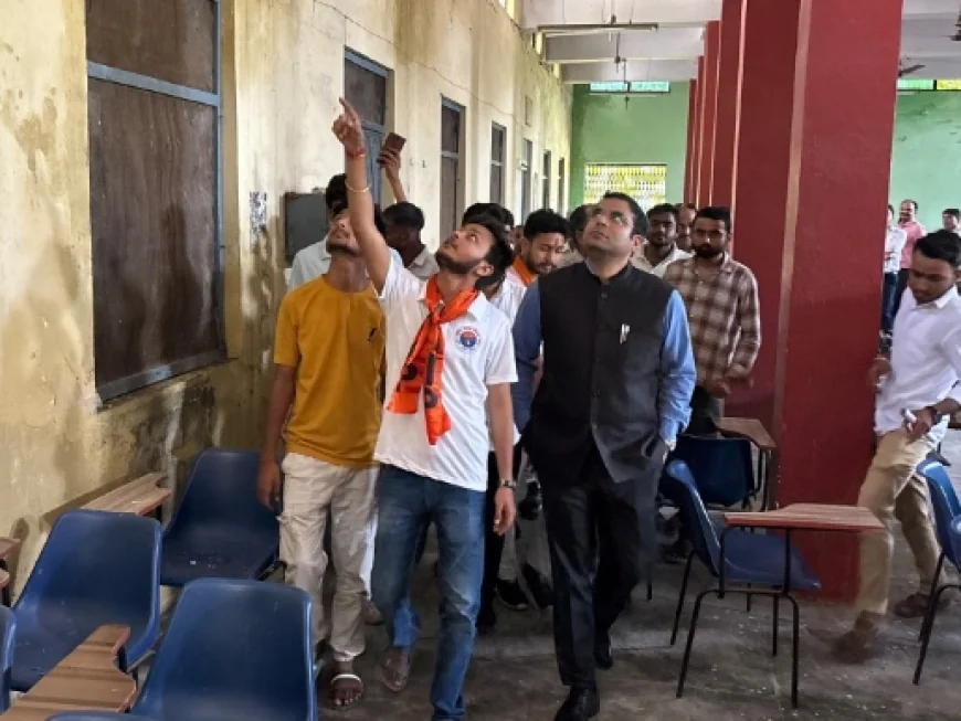 पांच दिन के आंदोलन के बाद प्रशासन ने दिया लिखित आश्वासन, अभाविप ने आंदोलन किया समाप्त