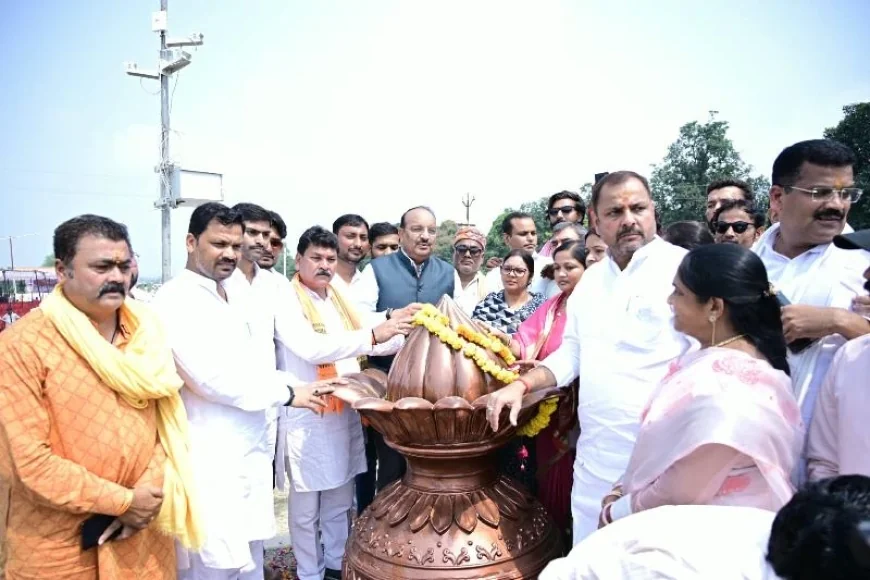 बांदा में ‘सेवा ज्योति यात्रा’ और ‘विकसित भारत संकल्प सभा’ का भव्य आयोजन : पीएम मोदी और भाजपा अध्यक्ष ने किया वर्चुअल संबोधन
