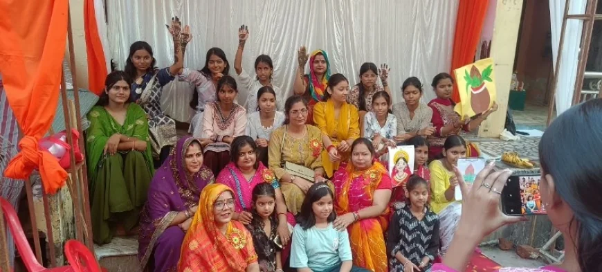 मां अंबे की थीम पर मेहंदी एवं आर्ट प्रतियोगिता का आयोजन, बच्चियों ने दिखाई प्रतिभा