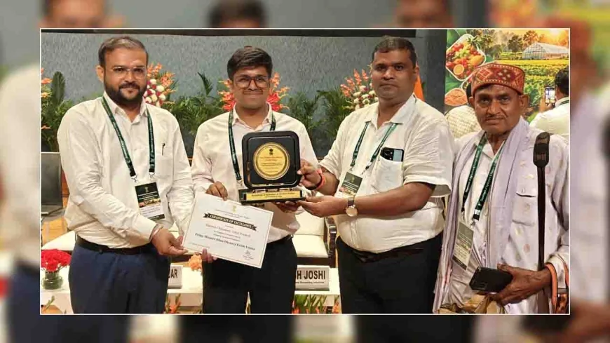 कृषि उत्पादकता में वृद्धि के क्षेत्र में उत्कृष्ट कार्यों के लिए जनपद को मिला श्रेष्ठता प्रमाण पत्र