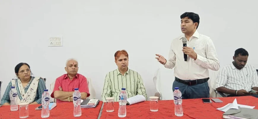 जनगणना के लिए तीन दिवसीय 38 फील्ड ट्रेनरो के प्रशिक्षण का हुआ शुभारंभ