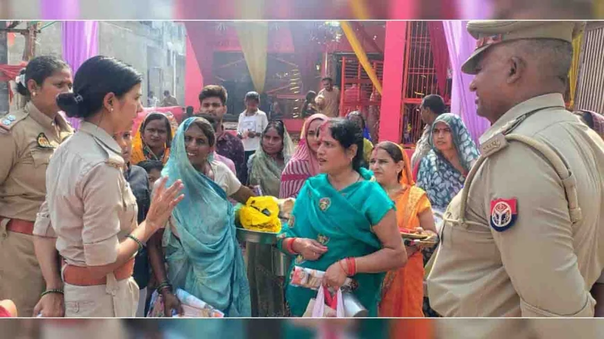 एण्टी रोमियों टीम ने महिला सुरक्षा एवं योजनाओं की दी गई जानकारी