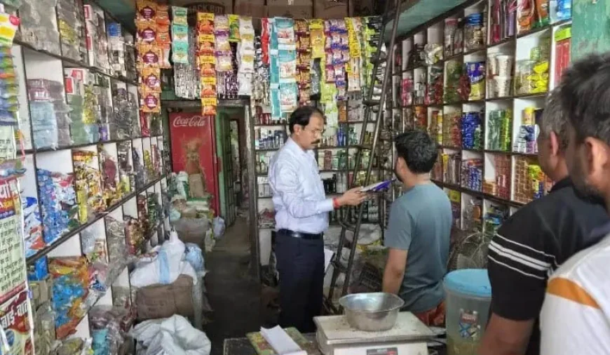 खाद्य सुरक्षा टीम ने छापेमारी कर भरे सैम्पल